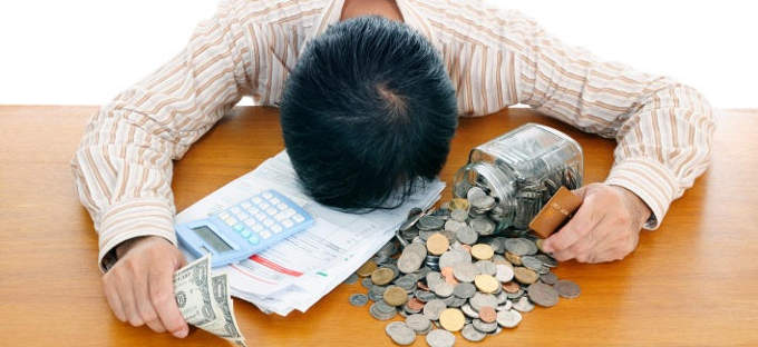 Депрессия из-за нехватки средств... 